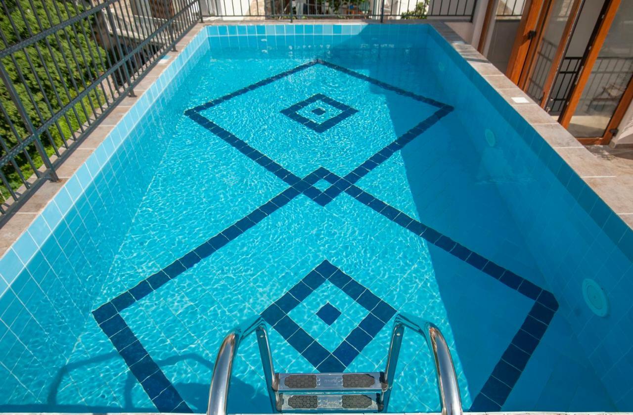 Hotel Twelve By Aycon Budva Kültér fotó