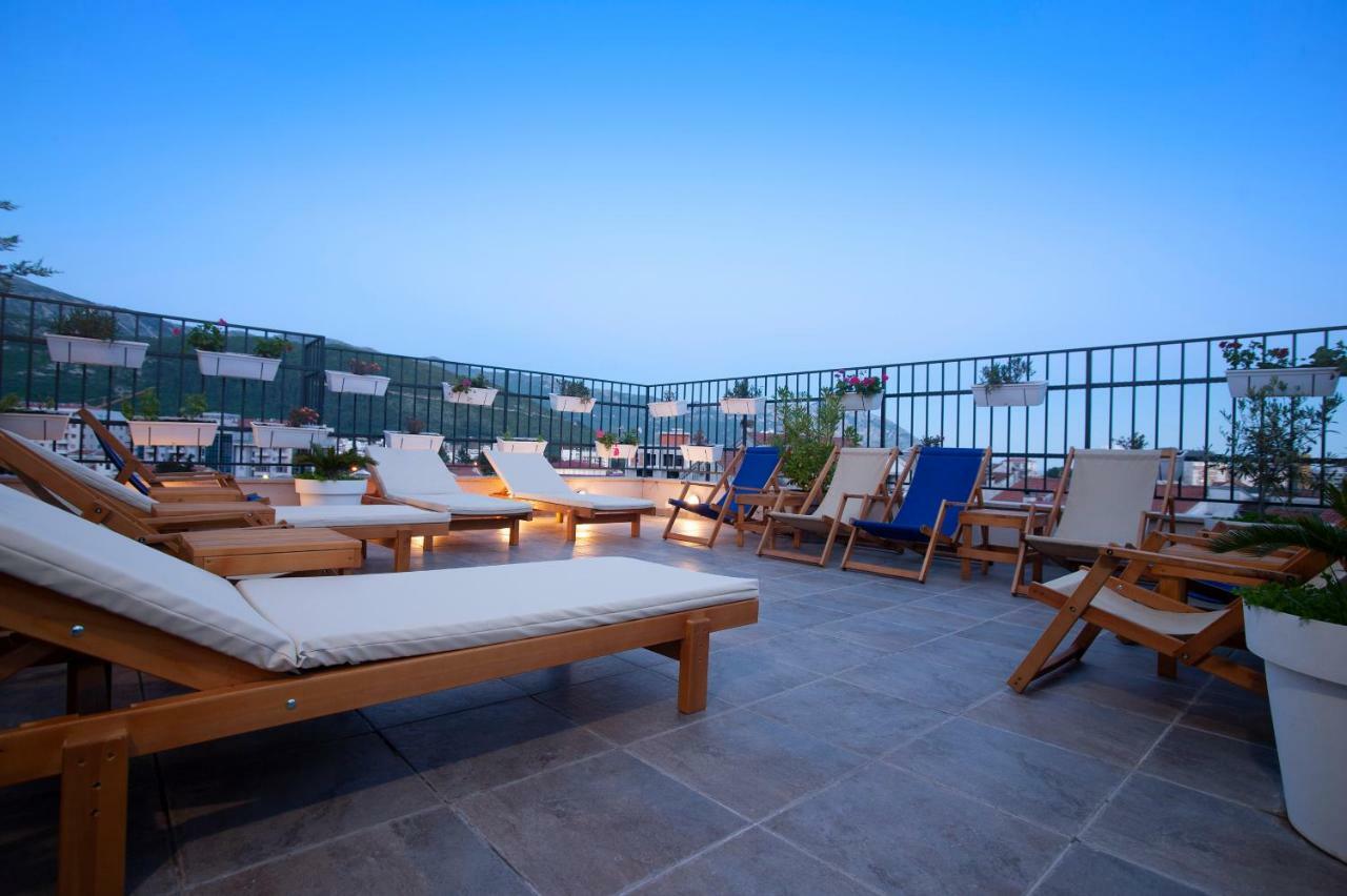 Hotel Twelve By Aycon Budva Kültér fotó