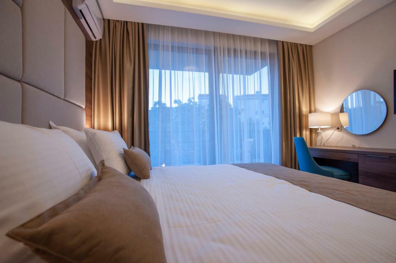 Hotel Twelve By Aycon Budva Kültér fotó